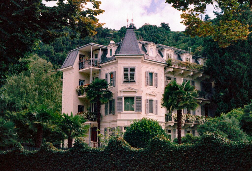 Villa en italie : Chris Weiher unsplash